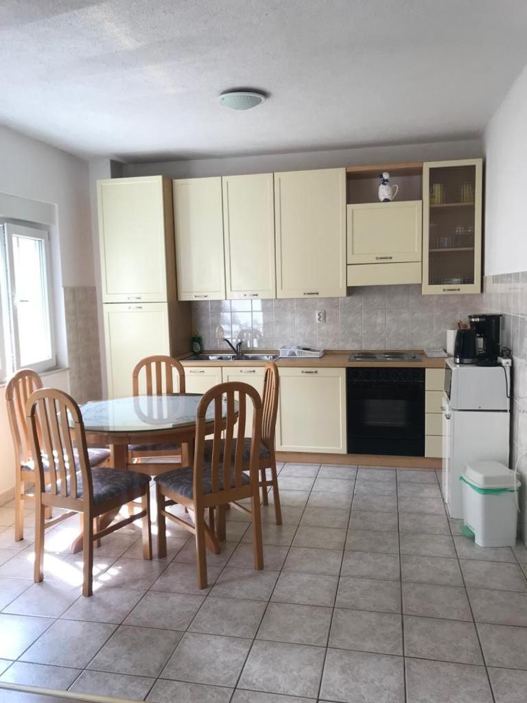 Apartment Sano โปดสตรานา ภายนอก รูปภาพ