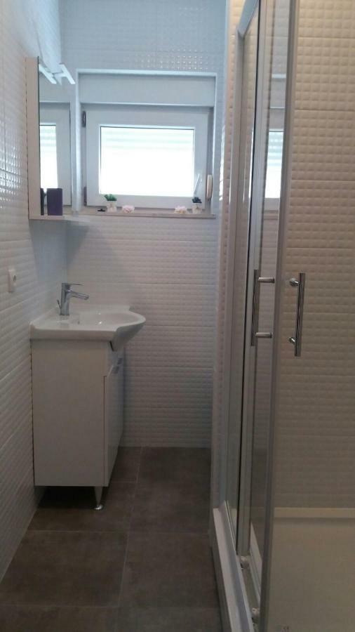 Apartment Sano โปดสตรานา ภายนอก รูปภาพ