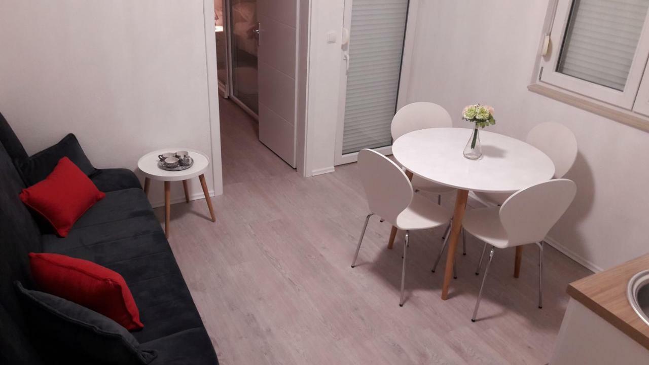 Apartment Sano โปดสตรานา ภายนอก รูปภาพ