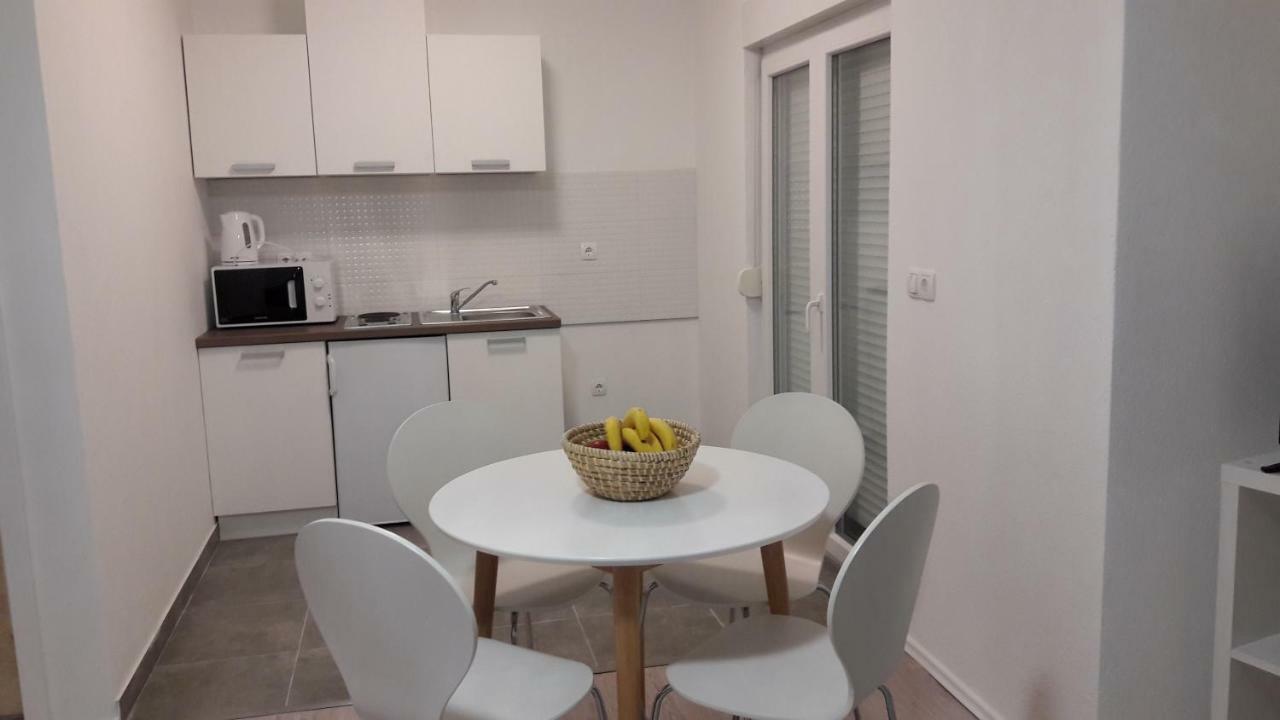 Apartment Sano โปดสตรานา ภายนอก รูปภาพ